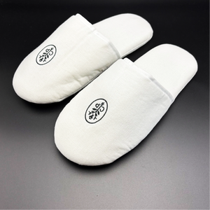 قماش أبيض فاخر ، مُعبأ بقرب إصبع القدم ، مُعبأ لمرة واحدة - Product Image 2