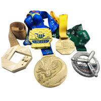 Médaille de Compétition Robotique 3D en Alliage de Zinc Personnalisée, avec Texture de Circuit et Incrustation de Cristal, Récompense Portable pour Événements Technologiques