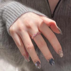 Bague superposée tendance en argent sterling 925 plaqué or rose avec corindon rouge et diamant rose dense incrusté, dégradé de diamants roses - Product Image 3