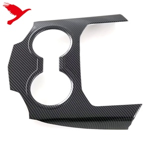 Para <span class=keywords><strong>Toyota</strong></span> <span class=keywords><strong>Land</strong></span> <span class=keywords><strong>Cruiser</strong></span> <span class=keywords><strong>300</strong></span> LC300 FJ300 J300 <span class=keywords><strong>2022</strong></span> 2023, Cubierta Decorativa para el Panel de Cambios <span class=keywords><strong>Interior</strong></span> del Automóvil, Fibra de Carbono ABS Negra, 1 Pieza - Product Image 6
