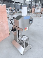 Elektrische kokosnootschiller met motor, automatische groene kokosnootschiller, heavy-duty fruitverwerkingsgereedschap