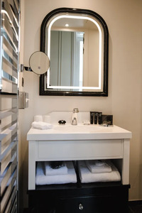 Fabricant oem hôtel appartement villa chambre à coucher confortable chambre à coucher rembourrée ensemble de <span class=keywords><strong>suite</strong></span> meubles <span class=keywords><strong>king</strong></span> size lit de luxe - Product Image 6