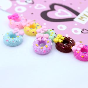 Cabujón de resina de 15 mm con parte trasera plana, diseño de donut simulado con lazo, para decoración de casas de muñecas y accesorios DIY para lazos de pelo - Product Image 3