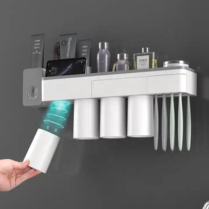 Tutti gli accessori per il bagno di vendita calda di orgoglio, vale a dire, <span class=keywords><strong>portabicchieri</strong></span> creativi a forza magnetica in <span class=keywords><strong>plastica</strong></span> 4 bicchieri di lavaggio porta spazzolini da denti - Product Image 2