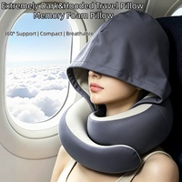Oreiller de voyage 2-en-1 à capuche avec support cervical 360°, masque pour les yeux et bouchons d'oreilles – Idéal pour dormir en avion ou en train