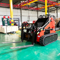 Werksdirekt EPA EURO 5 Kleiner Kompaktlader Landwirtschaftlicher Raupen-Hydraulik-Diesel YC-380 Mini-Kompaktlader mit Anbaugeräten