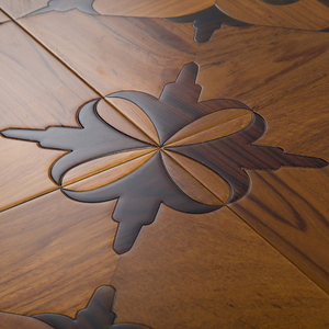 Parquet en teck multicouche de qualité AB 18 mm, surface 3D antidérapante, teinté, qualité T&G, pour salle d'exposition - Product Image 1