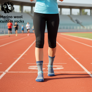 Factory Outlet Chaussettes de sport <span class=keywords><strong>en</strong></span> <span class=keywords><strong>laine</strong></span> mérinos pour hommes Alpaga Logo personnalisé Coussin de haute qualité Randonnée et course courte <span class=keywords><strong>Bas</strong></span> d'hiver - Product Image 1