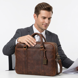 Sac messager pour ordinateur portable en cuir véritable 100 % écologique, élégant, durable, avec bandoulière et poignées robustes, léger, pour usage quotidien - Product Image 1