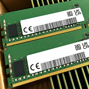 Mémoire serveur RAM DDR5 4800 MHz ECC RDIMM 64 Go 2Rx4 MTC40F2046S1RC48BA1 à débit amélioré pour la dynamique des fluides (CFD) - Product Image 4