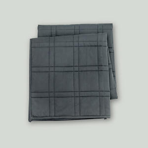 Couvertures lourdes respirantes de refroidissement en gros <span class=keywords><strong>Couverture</strong></span> de sommeil par gravité en coton de couleur grise Perles de verre de qualité supérieure Remplissage <span class=keywords><strong>Couverture</strong></span> <span class=keywords><strong>lestée</strong></span> - Product Image 4