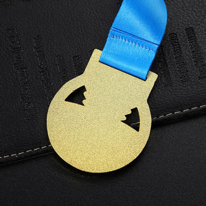 Concevez votre propre médaille en métal en alliage <span class=keywords><strong>de</strong></span> zinc Conception <span class=keywords><strong>de</strong></span> logo personnalisé Fusion <span class=keywords><strong>Elite</strong></span> Saison 10 Médaille d'or en émail moulé sous pression - Product Image 6