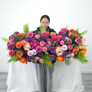Chemin de table en fleurs artificielles en soie rose de haute qualité, style moderne personnalisable, vente en gros d'usine pour la décoration de mariage - Product Image 1