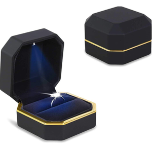 Luxury Ring Box Square Velvet insert Wedding Ring Case Gift Box LED Light Jewelry Box for Proposal Engagement Wedding