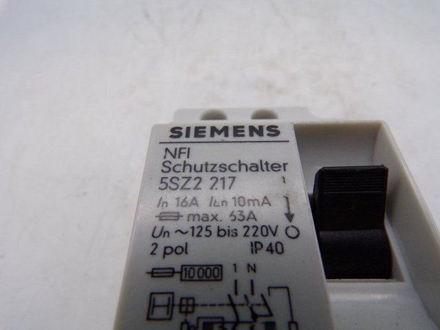 5SZ221-7 CIRCUIT BREAKER