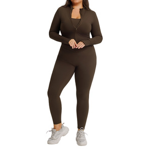 Conjunto de Yoga Reversible de 3 Piezas para Tallas Grandes, Ropa Deportiva Transpirable y Ecológica, Alta Elasticidad en Cuatro Direcciones, Control de Abdomen y Cintura - Product Image 5