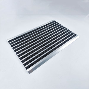 <span class=keywords><strong>Tapis</strong></span> <span class=keywords><strong>d</strong></span>'<span class=keywords><strong>entrée</strong></span> moderne robuste et durable en alliage <span class=keywords><strong>d</strong></span>'aluminium de 10 mm <span class=keywords><strong>d</strong></span>'épaisseur, antidérapant, avec isolation phonique et support en mousse - Product Image 2