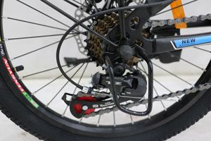 Vélo de montagne pour enfants 20 pouces 21 vitesses OEM avec <span class=keywords><strong>porte</strong></span>-bagages, <span class=keywords><strong>frein</strong></span> à <span class=keywords><strong>disque</strong></span>, cadre en acier, <span class=keywords><strong>VTT</strong></span> pour enfants - Product Image 6