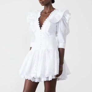 Vestido corto de mujer estilo corte francés 2025 con cuello en V y manga abullonada encaje bordado cintura lavable adelgazante para verano - Product Image 3