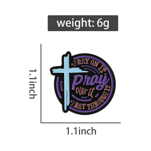 Pregate su di esso pregate su di esso pregate attraverso lo smalto Pin croce cristiana versetto della bibbia religione gesù spilla distintivo regalo di gioielli - Product Image 6