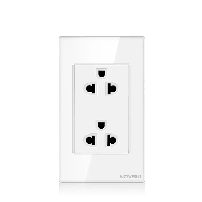 Adattatore spina EU & US 2 Pin AC convertitore Power Travel Euro Outlet europeo e americano corrente nominale 15A Adaptador corriente