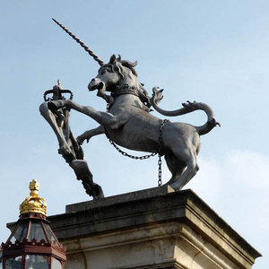 Grande Scultura di Cavallo in Bronzo Surrealista, Statua d'Arte Astratta per Giardino e Spazi Pubblici - Product Image 6