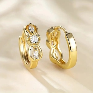 Orecchini Geometrici a Cerchio per Donne, Ear Cuff Scintillanti, Gioielli di Moda per Uso Quotidiano - Product Image 4