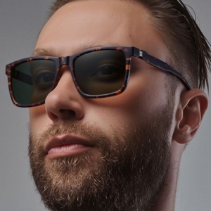 Lunettes de soleil carrées de luxe pour hommes, verres PC UV400, monture en plastique et métal, noires, style mode, protection solaire extérieure ZX-8948 - Product Image 1