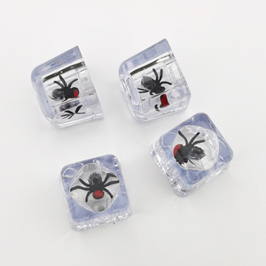 Jouets <span class=keywords><strong>blague</strong></span> magique Fly In Magic Clear Cube Gimmick Joke Spoof jouet Cube With Fly Inside Magic Props - Product Image 1