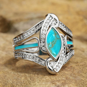 Anello da Cocktail Geometrico da Donna T0917 con Pietra Naturale Turchese Taglio Marquise e Incastonatura Pavé, Anelli di Moda per Matrimonio - Product Image 2