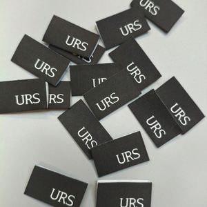 Étiquette tissée haute densité personnalisée avec logo pour perruques, pliée au centre, pour vêtements de marque en gros - Product Image 1