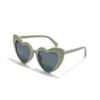 Lunettes de soleil en forme de cœur Widisun, lunettes de fête originales en forme de cœur, lunettes de costume en forme de cœur pour femmes adultes - Mariage, déguisement, cosplay