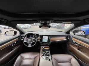 Auto Usado: Volvo S90 2022 B5 Zhiyi Edición de Lujo, 54,013 Millas, 2.0T 250 <span class=keywords><strong>Hp</strong></span>, Volante a la Izquierda - Product Image 5