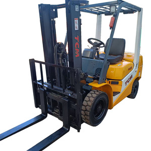 รถยก TCM มือสอง 3 ตัน ดีเซล พร้อมไฮดรอลิกไซด์ชิฟเตอร์ และเสากระโดงสองตอน ยางตัน - Product Image 1