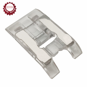 Precio Especial Máquina <span class=keywords><strong>de</strong></span> <span class=keywords><strong>Coser</strong></span> Multifuncional <span class=keywords><strong>de</strong></span> Alta Calidad para el Hogar, Prensatelas para Apliques y Bordados #   CY-7303 para <span class=keywords><strong>Brother</strong></span> - Product Image 3