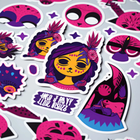 Stiker Vinyl Perekat Cetak Offset CMYK Anime Populer, Tahan Air, Potongan Presisi, Warna dan Ukuran Kustom, untuk Laptop