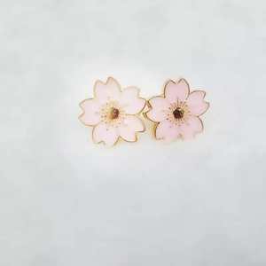 Épingles en émail métallique personnalisées, logo personnalisé, broche, badge pour vêtements, chapeaux, écharpes, hijab, fournisseur en gros - Product Image 6