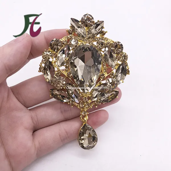 Broche en cristal de topaze en or 24 carats pour mariage ou cadeau pour Europe Amérique Accessoires de vêtements Broche de robe de costume