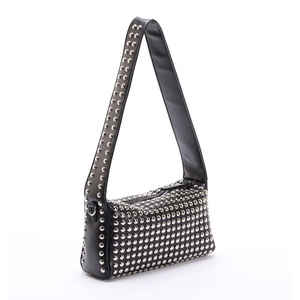 <span class=keywords><strong>Borsa</strong></span> a tracolla <span class=keywords><strong>con</strong></span> <span class=keywords><strong>borchie</strong></span> nere da donna alla moda per rivetti sotto le ascelle - Product Image 4