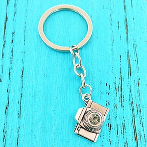 Vintage Mini caméra porte-clés porte-clés rétro métal porte-clés amis cadeaux <span class=keywords><strong>caméraman</strong></span> Unique porte-clés - Product Image 4