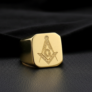 Bague maçonnique carrée et boussole en acier inoxydable 316L étanche pour homme, or/noir, bijou audacieux et esthétique masculin occulte - Product Image 1