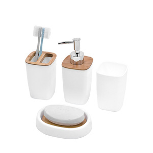 Juego de Accesorios de Baño de Bambú y Plástico Ecológico al por Mayor, Portacepillos de Dientes, Jabonera y Vaso para Viaje - Product Image 1