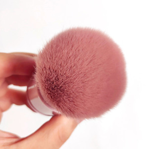 Sintético cepillo amortiguador retráctil <span class=keywords><strong>maquillaje</strong></span> cepillo <span class=keywords><strong>de</strong></span> cara <span class=keywords><strong>kabuki</strong></span> <span class=keywords><strong>de</strong></span> <span class=keywords><strong>brocha</strong></span> <span class=keywords><strong>kabuki</strong></span> <span class=keywords><strong>de</strong></span> <span class=keywords><strong>maquillaje</strong></span> - Product Image 4