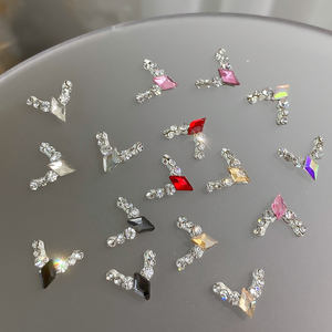 2025เสน่ห์เล็บ3D ย้อนยุคเครื่องประดับเล็บสำหรับสปาความงาม - Product Image 4