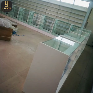 Nhà Máy Bán buôn kinh tế bằng gỗ truy cập kính hiển thị <span class=keywords><strong>Showcase</strong></span> với ánh sáng LED full view cho cửa hàng bán lẻ - Product Image 3