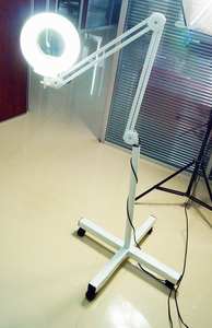 एल: (Au-662) आवर्धक कांच के साथ प्रकाश दीपक सौंदर्य उपकरण 5X शीशा सीई के साथ दीपक का नेतृत्व किया - Product Image 6