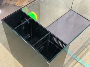אקווריום זכוכית מלבני שקוף במיוחד 50 x 30 x 30 ס\"מ, מיכל דגים מודרני לסלון, עיצוב אקווסקייפ זורם - Product Image 6