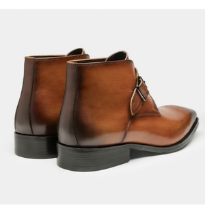 Botas de Cuero con Hebilla para Hombre, Botas Casuales con Suela Plana y Diseño Retro, Estilo Puntiagudo, Nueva Colección Invierno 2025 - Product Image 4