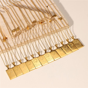 Collar con Colgante <span class=keywords><strong>de</strong></span> Tarot del Zodiaco Personalizado, Joyería <span class=keywords><strong>de</strong></span> Cartas del Tarot <span class=keywords><strong>de</strong></span> los 12 Signos del Zodiaco, Chapado en Oro <span class=keywords><strong>de</strong></span> 18k, Acero Inoxidable - Product Image 4
