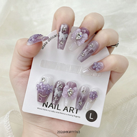 Faux Ongles Cercueil Luxe Violet Dégradé avec Fleurs 3D, Papillons et Chaînes Diamantées en PMMA, Réutilisables et Faits Main pour Doigts